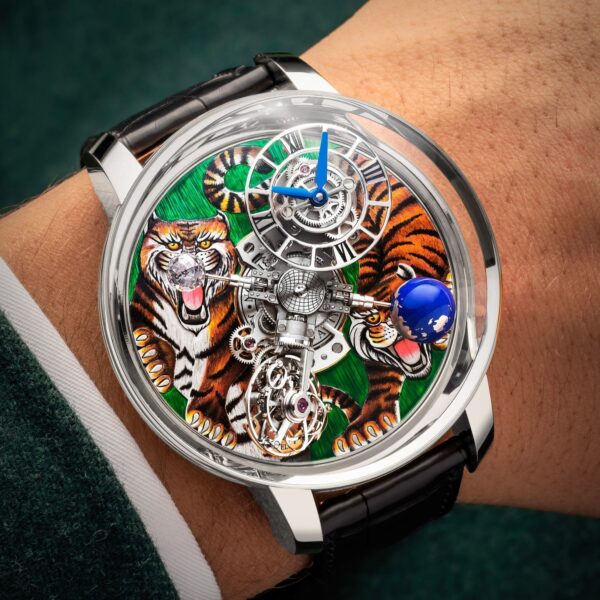 Luxurious Jacob & Co Watch for Men (GOPI1019)